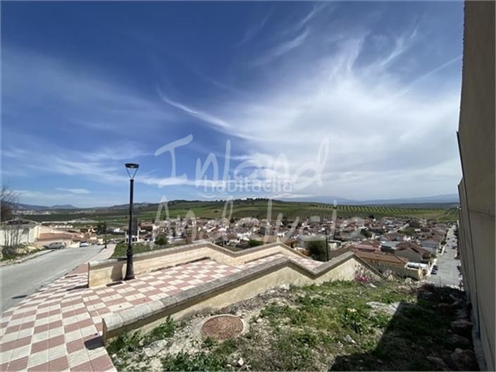 Foto 31e17053-7493-4a95-a427-e72fc18547a9. Terreno residencial en Íllora