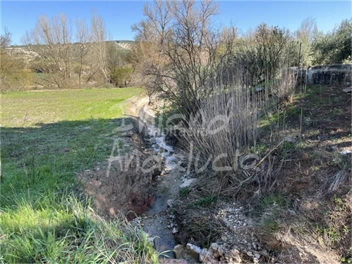 Foto b7d2329a-3cd9-4def-a477-6f0e2237b96c. Masia a Alcalá la Real