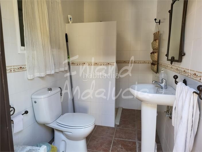 Foto db587b7f-1d51-410a-887a-b619bc3c2d9a. Mas avec parking piscine dans Marchena