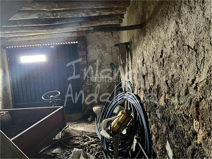 Foto 48684bc4-3146-427a-8b23-e39cb25d4e4f. Masia amb aparcament a Alcalá la Real