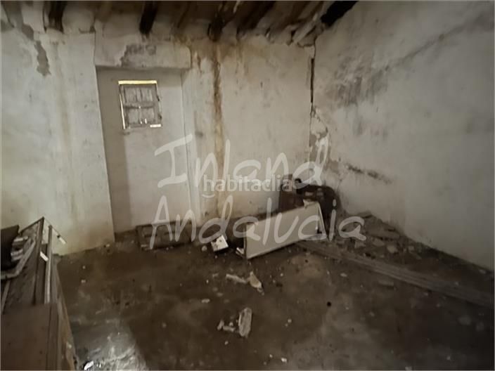 Foto 9e1bf849-ce2a-4da3-85cd-7d6615e3c6c1. Masia amb aparcament a Alcalá la Real