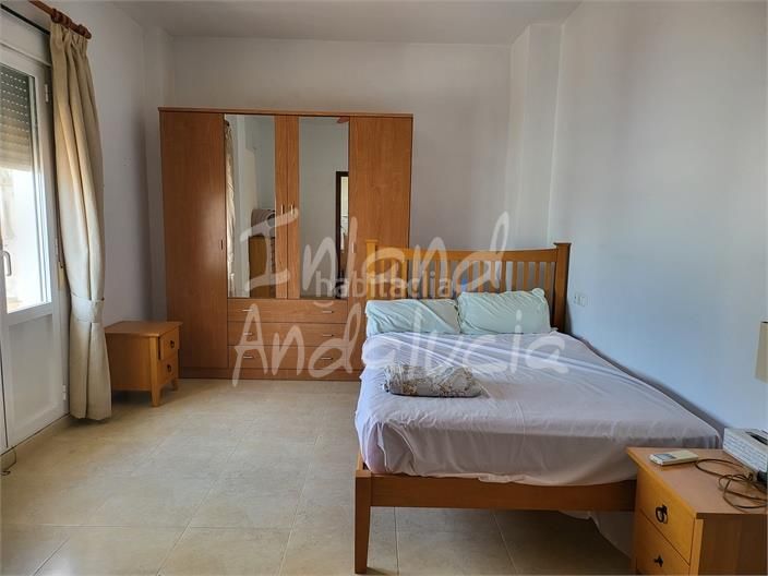 Foto 9bc3dcc7-b015-4830-b612-15542ba9ac76. Casa adossada amb aparcament a Aguadulce