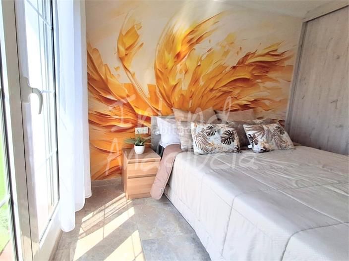 Foto 7d316f7c-089a-4feb-980f-4726eb9fa58a. Apartament amb aparcament a Albuñol