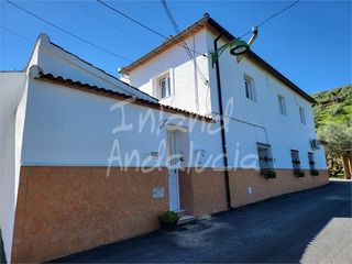 Casa adossada a Villanueva de Algaidas