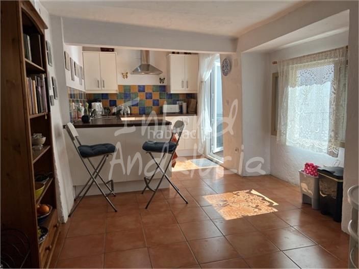 Foto cc41f80b-677e-404e-afd3-82a91f2367a6. Casa adossada a Castillo de Locubín