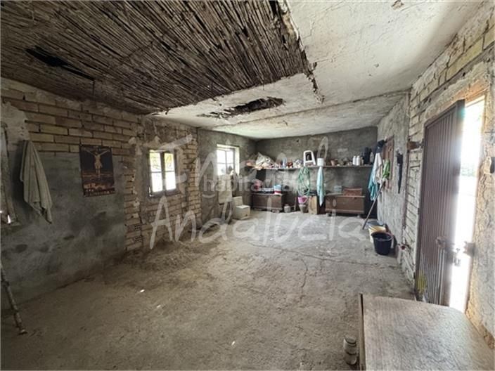 Foto e294683b-e6e7-4aba-91ee-eebff746172a. Casa adossada a Alcalá la Real