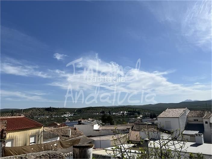 Foto c2c678dc-ceea-486d-b71d-f6912f938c85. Casa adossada a Baena