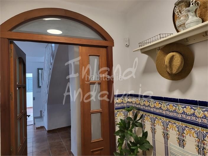 Foto 935e560c-b324-4f04-83f2-6ab98c29bcbc. Casa adosada en Rute