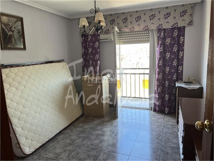 Foto fded7f64-9c2c-44b2-a1c3-07782dae0091. Apartament a Castillo de Locubín