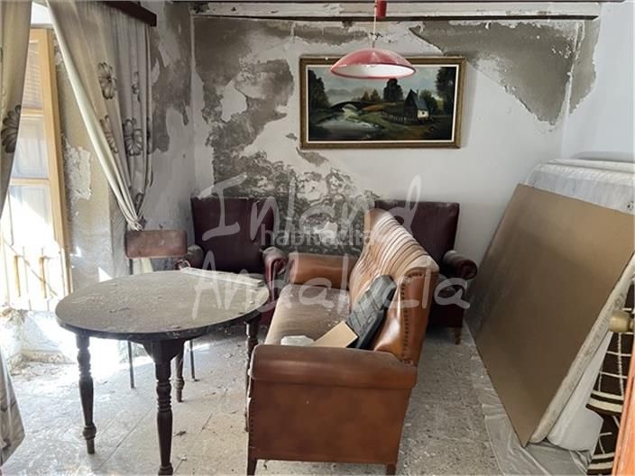 Foto a229469b-a342-46fd-a944-79f7c97f02e3. Casa adossada a Alcalá la Real