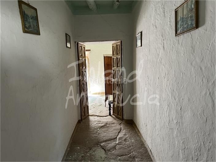 Foto d2d9e071-28d3-4604-aa2b-be7fb554b8f1. Casa adossada a Alcalá la Real