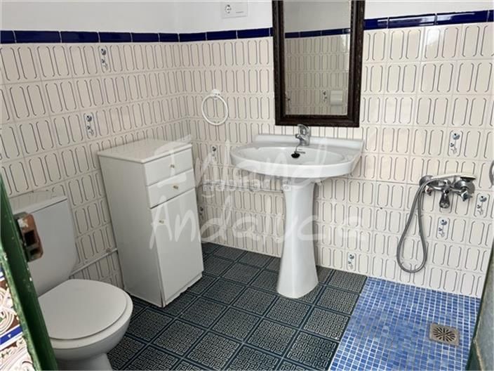 Foto 8d631a80-a806-4249-abe7-7598e0038946. Casa adossada amb aparcament a Priego de Córdoba