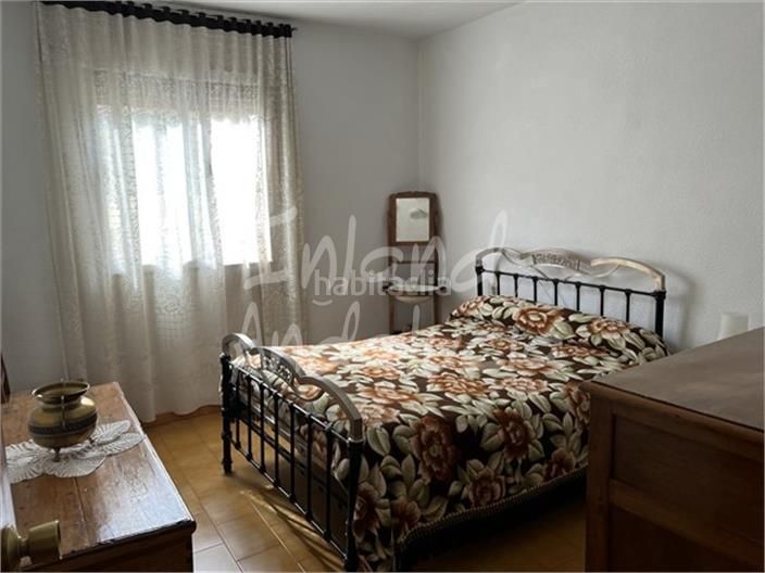 Foto 1910ae86-44b9-4aea-995d-b1fafee3b842. Casa adossada amb aparcament a Frailes