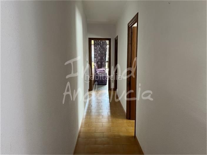 Foto a8019d44-bc1c-4f7e-89e7-2bed018aa806. Casa adossada amb aparcament a Frailes