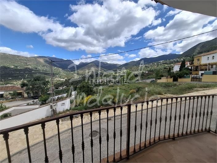 Foto 5e72e3e2-7aac-41e0-908d-e5897bd5eef0. Apartament amb aparcament piscina a Alcaucín