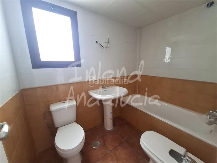 Foto d5de72b1-a98b-46f2-82a7-94f791630ba1. Apartament amb aparcament piscina a Alcaucín