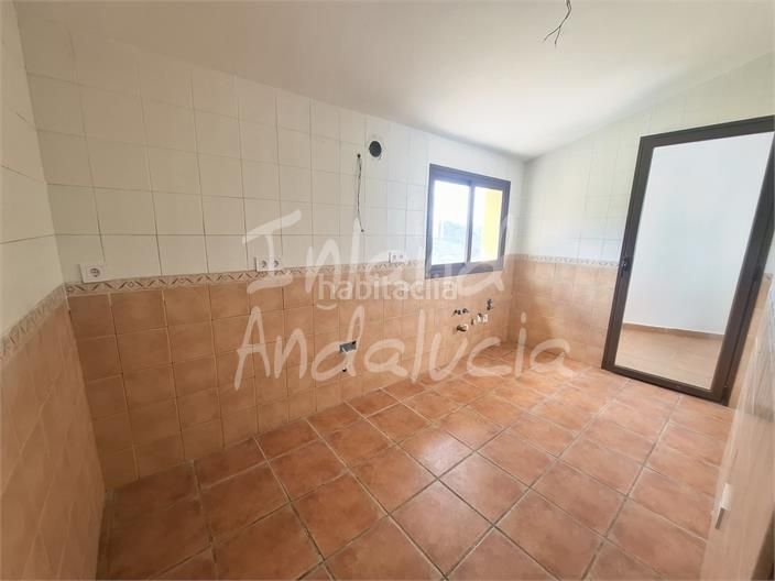 Foto 4fd78a13-dcf2-4275-af0d-0e07f791fb98. Apartament amb aparcament piscina a Alcaucín