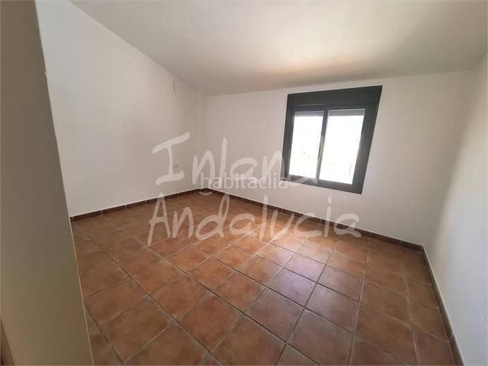 Foto 768adf93-a457-411c-bf93-9e83431287be. Apartament amb aparcament piscina a Alcaucín
