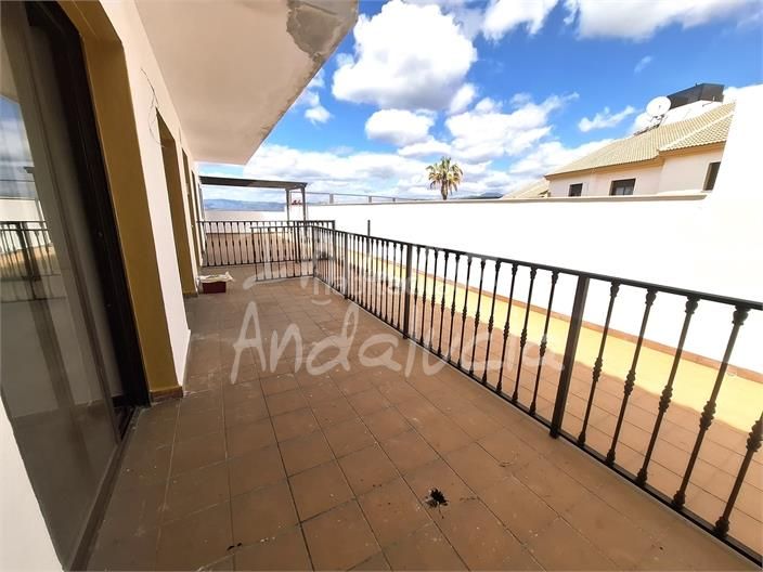 Foto 113b0571-e0b7-4b18-a21a-47a2852b5303. Apartament amb aparcament piscina a Alcaucín