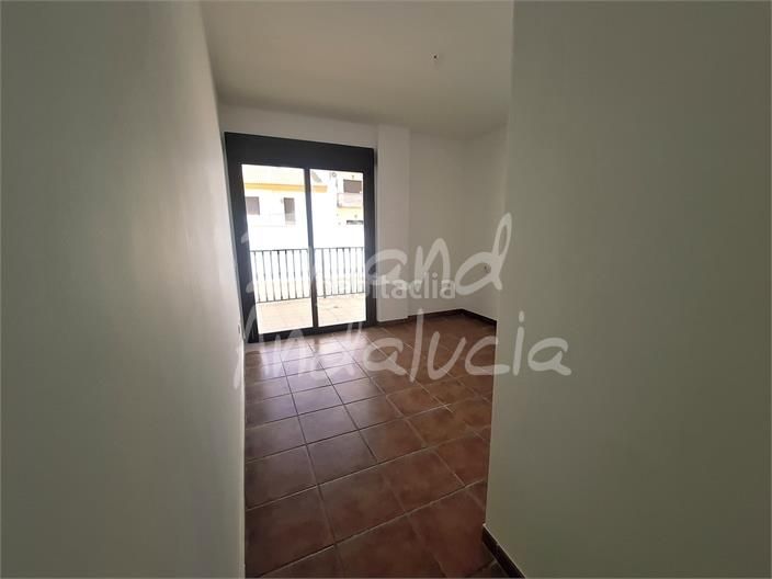 Foto 128f4657-5738-4aae-9e01-9783c4e4b6e4. Apartament amb aparcament piscina a Alcaucín