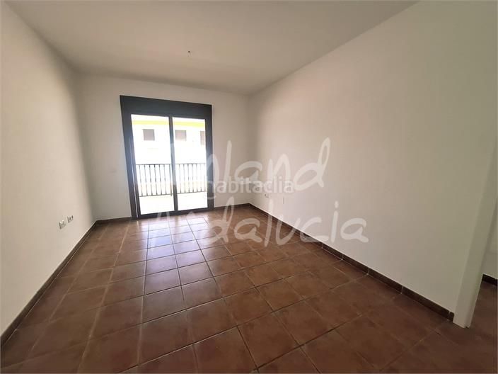 Foto 59f174ce-5a13-433d-9942-d60cd892b978. Apartament amb aparcament piscina a Alcaucín