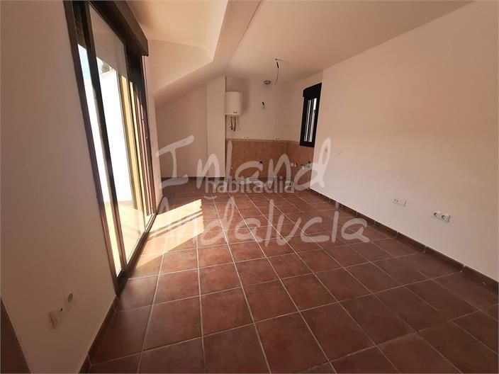 Foto fb61ae16-ebb6-42a6-9470-a03133ff180d. Apartamento en Alcaucín