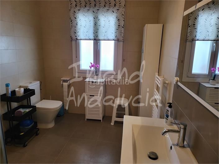 Foto c8049d6c-cd0e-4d3e-a7d5-b77a7bf695de. Chalet en Humilladero