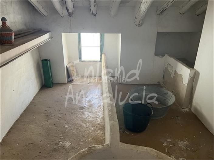Foto 5ad88ced-3dbc-4ad9-af48-6b97d7081dde. Casa adossada a Luque