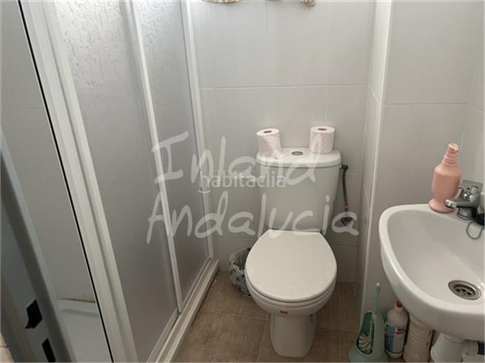 Foto aaa8b41e-fb2e-47f5-ad29-63eb189a9c84. Casa adossada a Luque