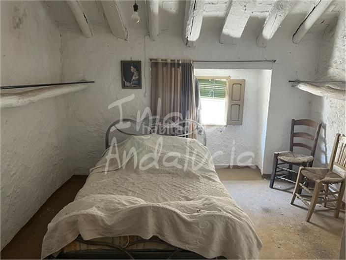 Foto fb395fd6-1e8f-4bda-b671-33ccc1e5400a. Casa adossada a Luque