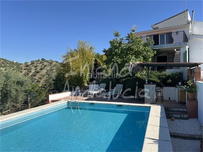 Foto 4a60d7d6-2cfe-4c86-bbab-5da49cffd3af. Mas avec piscine dans Alcaudete