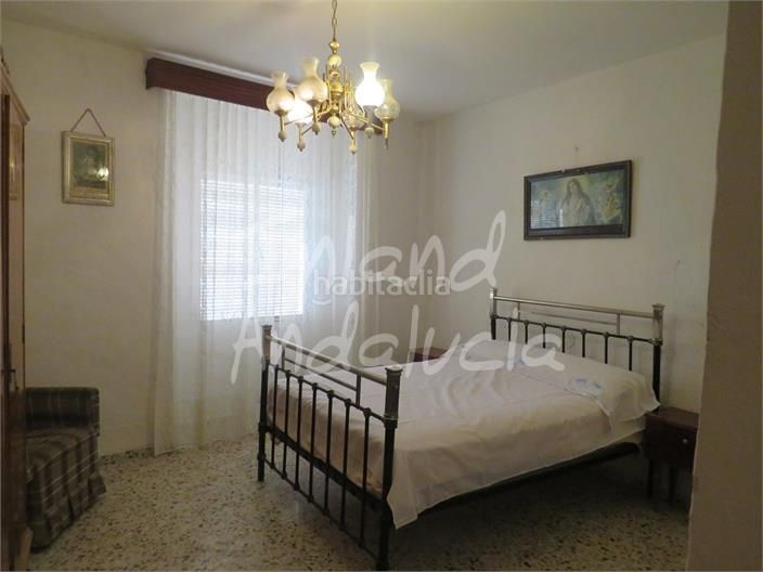 Foto 7d35d04c-d1d5-4a9d-86fd-056a37132e3a. Casa adossada a Alcaudete