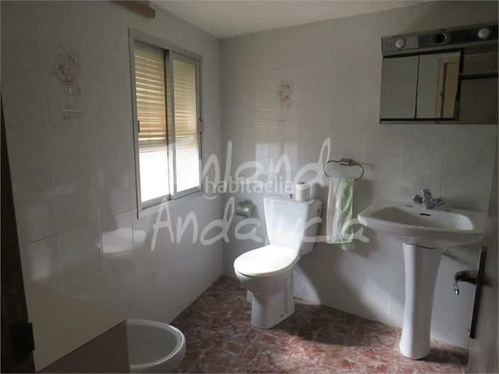 Foto 802ce6e6-918d-4a41-b544-6c0feaca475a. Casa adossada a Alcaudete