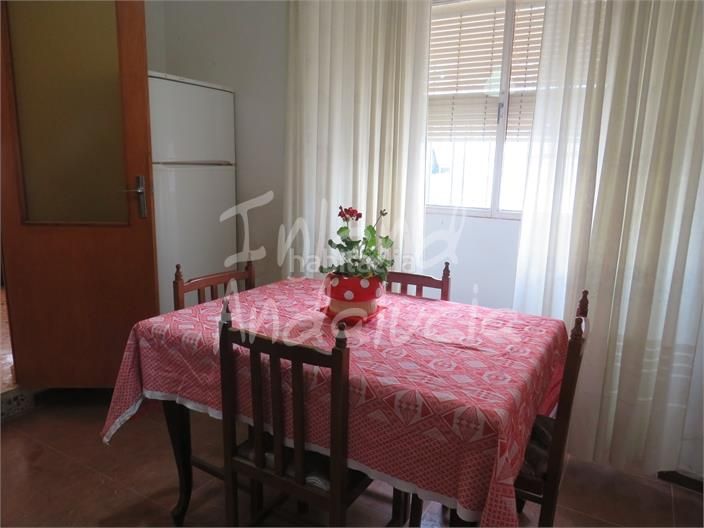 Foto b47def53-dd91-4039-b949-550f3a8fd36b. Casa adossada a Alcaudete