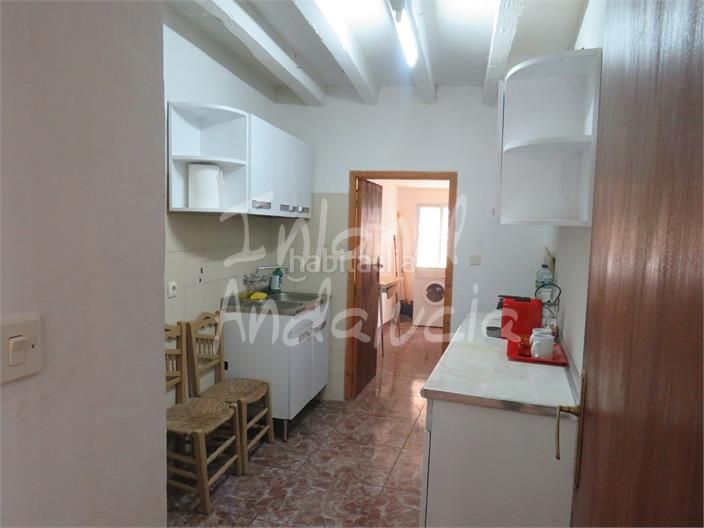 Foto f5da51b5-615d-40a8-acd3-48c276f87ffb. Casa adossada a Alcaudete