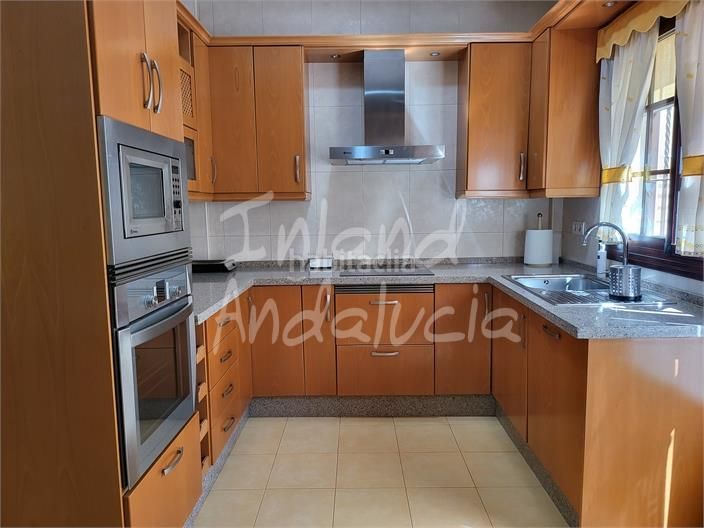 Foto 8c637bd4-7b3b-41bb-bfa7-11c163050f84. Casa adossada amb aparcament a Cuevas Bajas