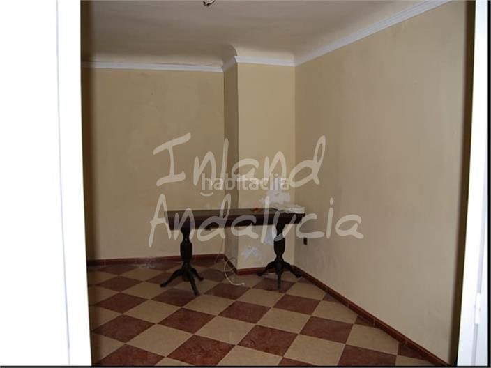 Foto d7a72035-5bb3-485e-88c8-2e1150825d53. Casa adosada en Loja
