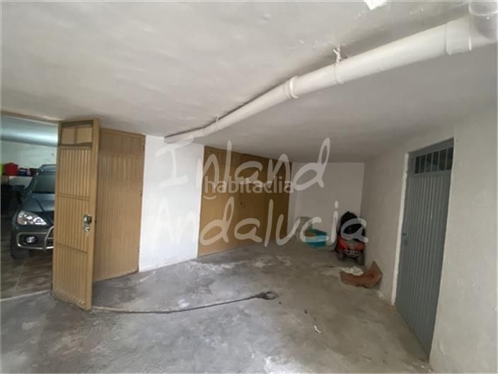 Foto f46b05d9-10f6-4f33-b472-dd870d7ac3bb. Apartament amb aparcament a Montefrío
