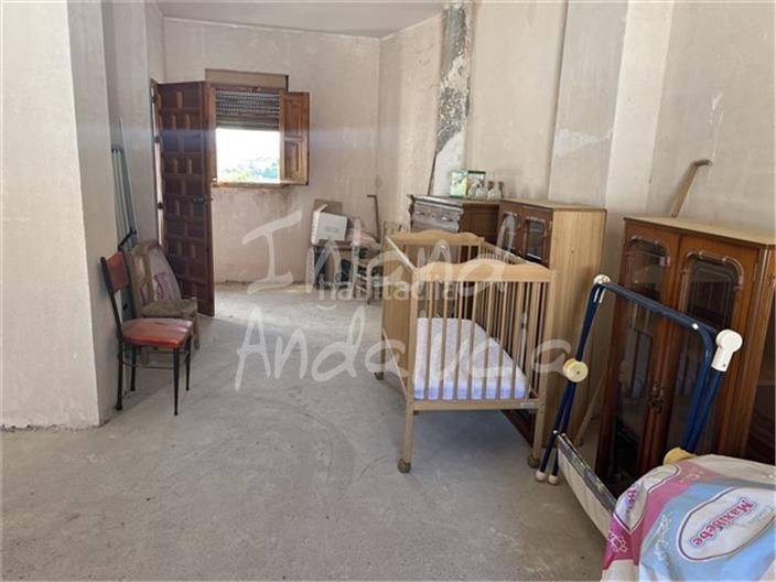 Foto 370e9a5f-f72f-4be4-9c62-c6bd51daed18. Casa adossada a Frailes