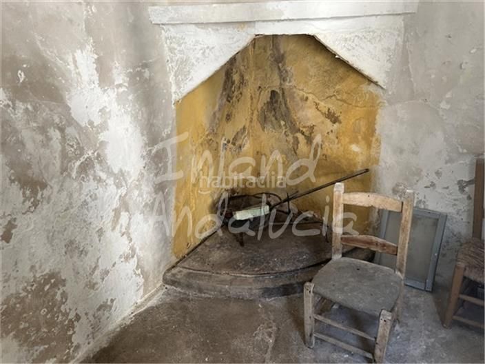 Foto 3cd42861-6346-444f-b79c-c74c5f9241e0. Casa adossada a Frailes