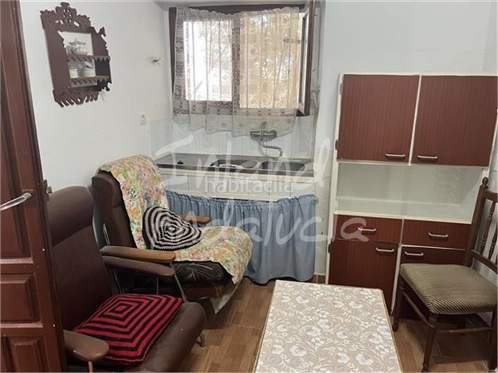 Foto 7ac8934f-8c32-4f21-964f-9c269974b960. Casa adossada a Frailes