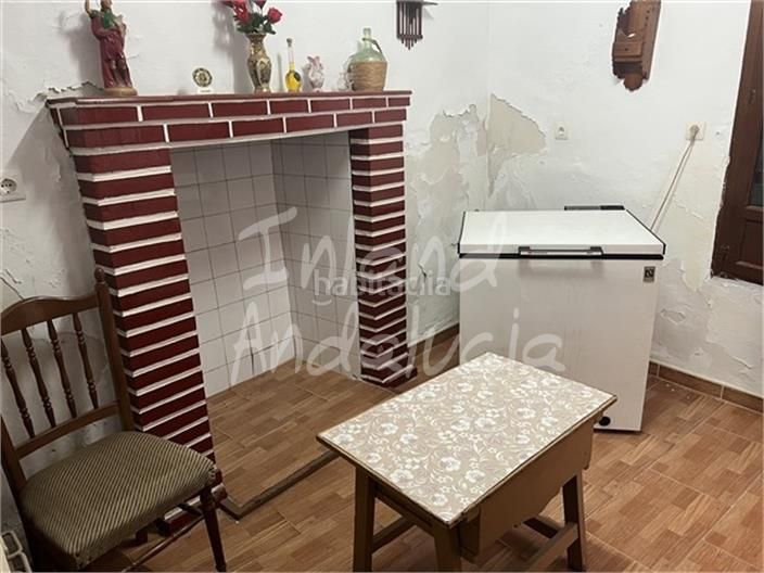 Foto 89849552-ea2f-49d4-ac4f-9b2a980f0ba3. Casa adossada a Frailes