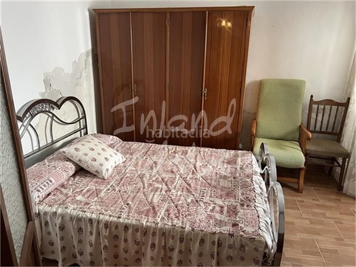 Foto e3cf5605-9f5e-4ef7-b565-9931bd6a11b4. Casa adossada a Frailes