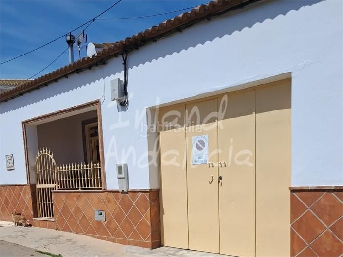 Foto afdbea31-2ed0-4000-a265-f93383dfe405. Casa amb aparcament piscina a Lora de Estepa