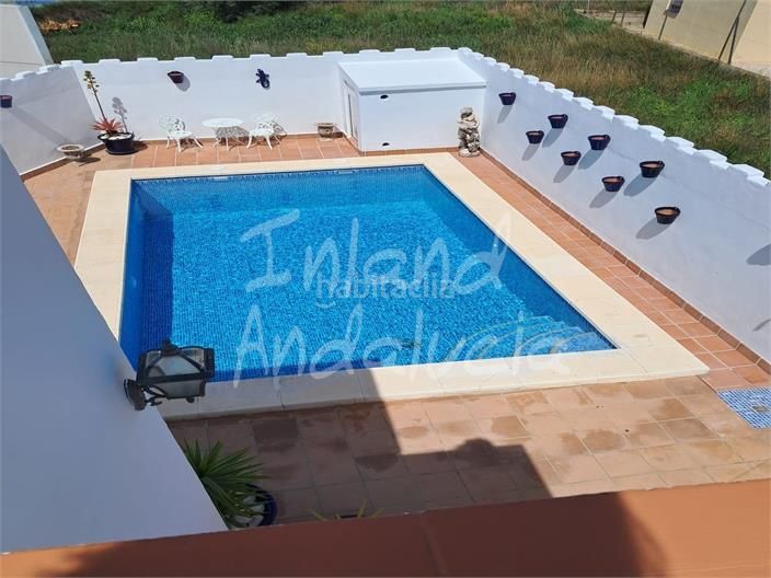Foto c22a50b5-bee8-43d8-aa60-8be5b3a3ae83. Casa amb aparcament piscina a Lora de Estepa