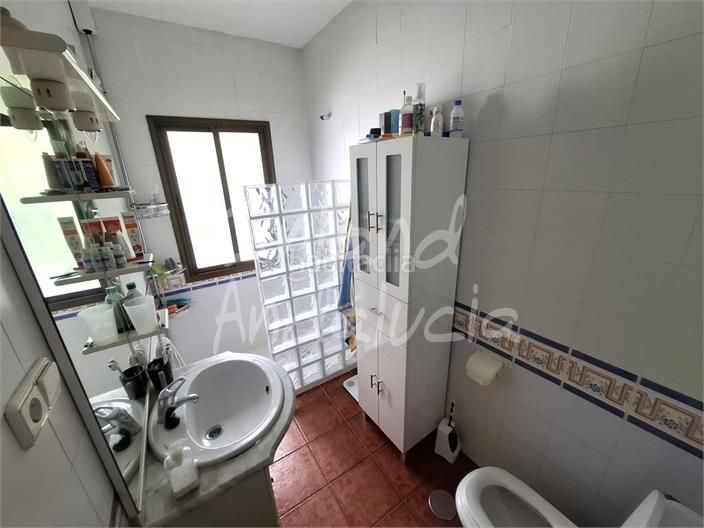 Foto 0ba12b22-4f19-46fa-8b30-0b465ee6f922. Casa en Loja