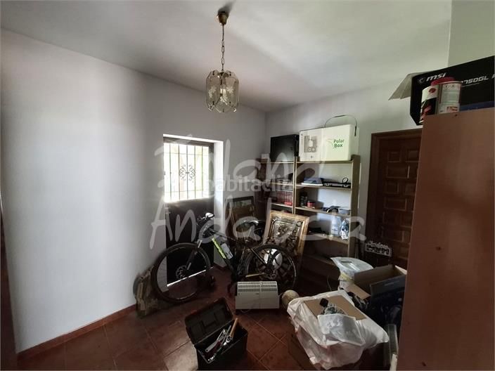 Foto 637aa947-cd9e-4ef3-ab40-af9f461a2c6a. Casa en Loja
