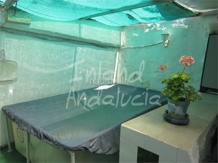 Foto eea8a4ee-b2d3-498f-bfa3-42b9942efb86. Casa adossada a Alcaudete