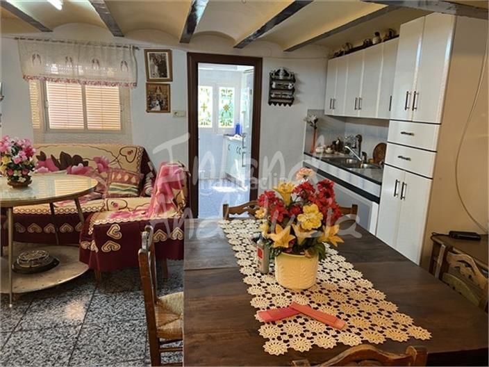 Foto 5f55abc3-9195-4582-9d09-f305bc1751f5. Casa adossada a Frailes