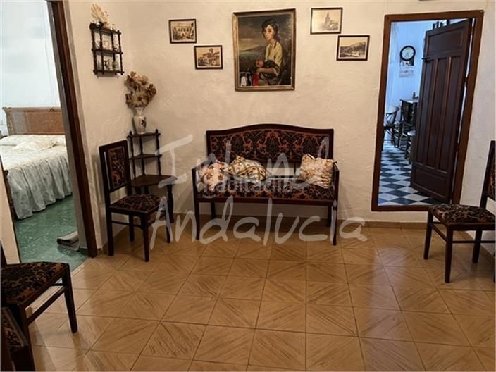 Foto 7949751e-a5a1-41f9-a7cc-bb1472363907. Casa adossada a Frailes